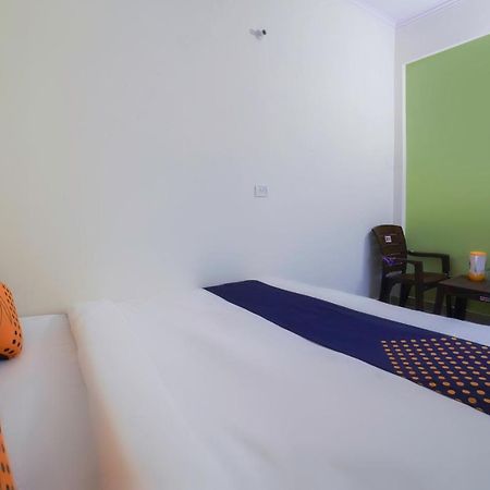 Spot On 67119 Hotel Shivam Residency Rāmpura Buitenkant foto