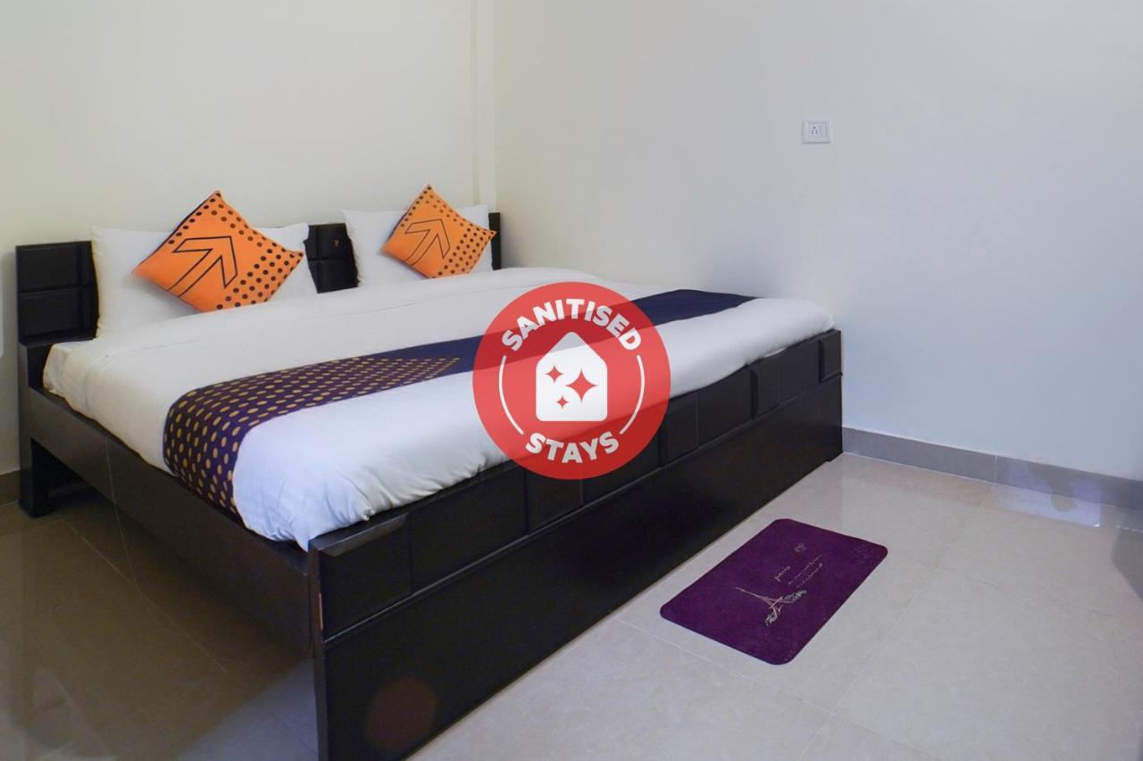 Spot On 67119 Hotel Shivam Residency Rāmpura Buitenkant foto
